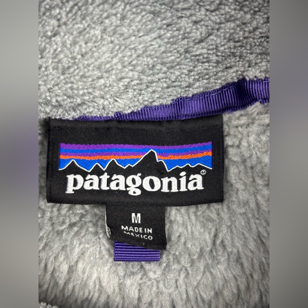 Patagonia | Re-Tool Snap-T Fleece Pullover | Tailored Grey/Purple | Size Medium - Picture 3 of 9